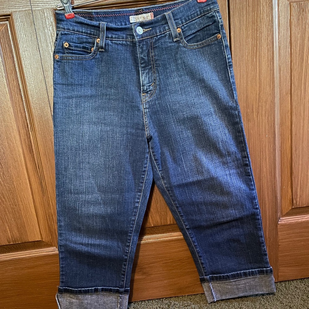 Levi’s Capri Jeans